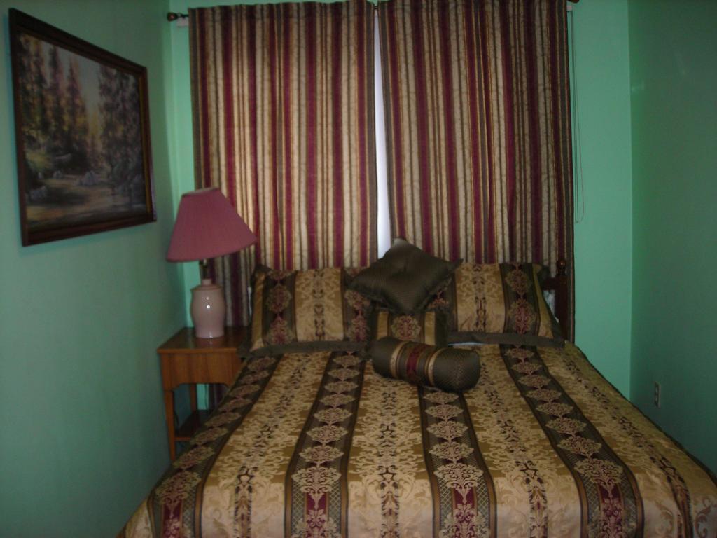 Deer Trail Motel Wisconsin Dells Værelse billede